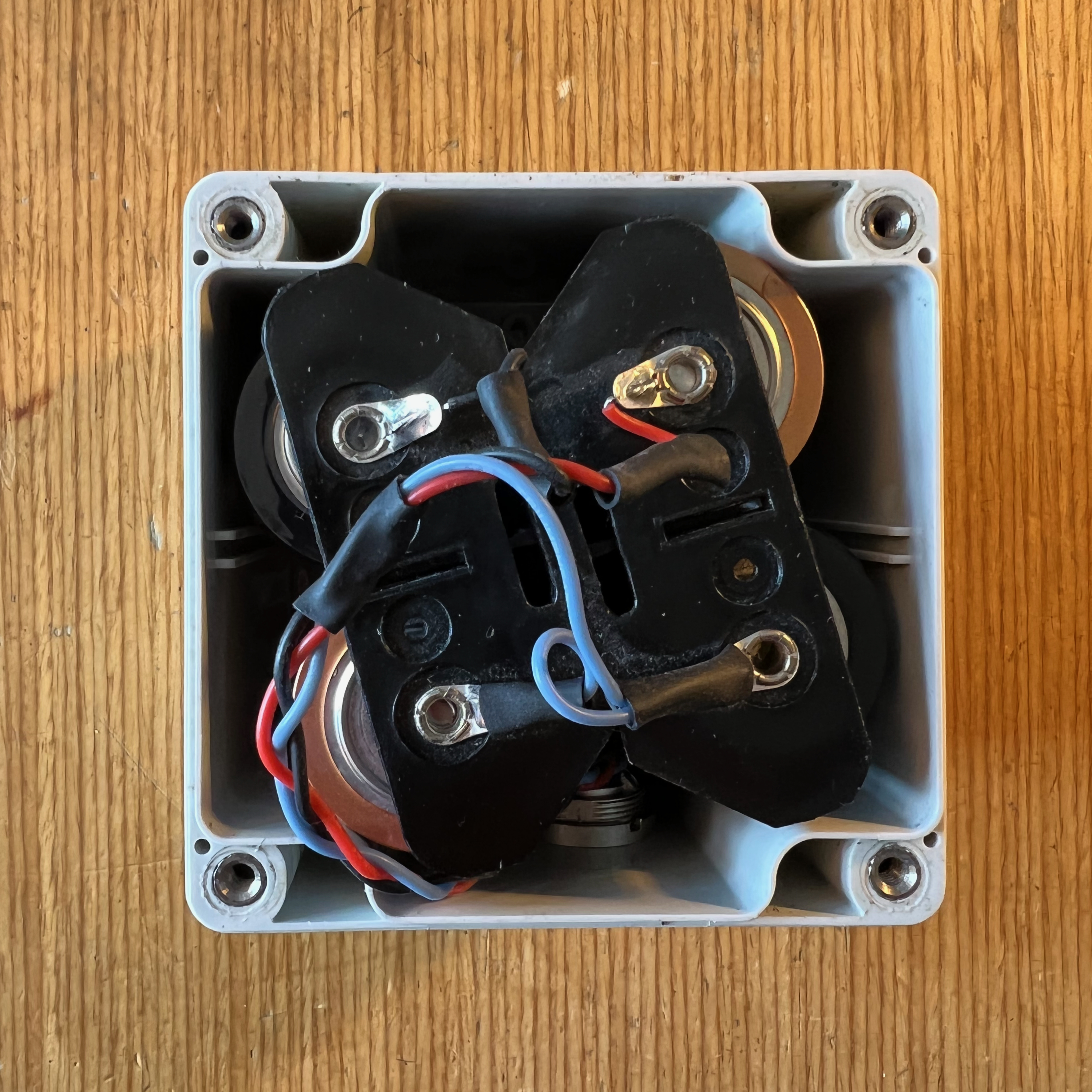 [Battery Box]